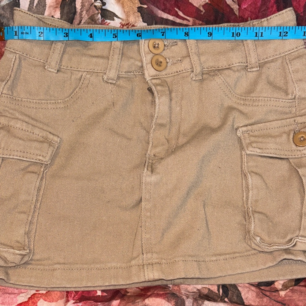 Woman’s Beige Cargo Pocket Mini Skirt, Size S - Picture 4 of 10